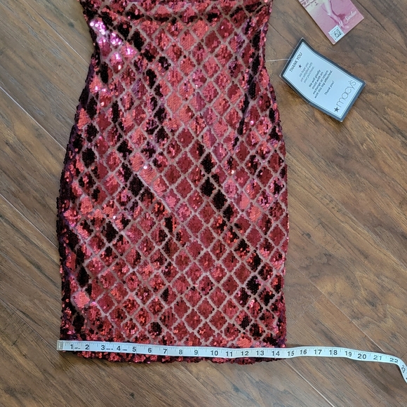 Sequin Maroon Strapless Party Special Occasion Homecoming Morp Dress Size XS - Picture 9 of 13